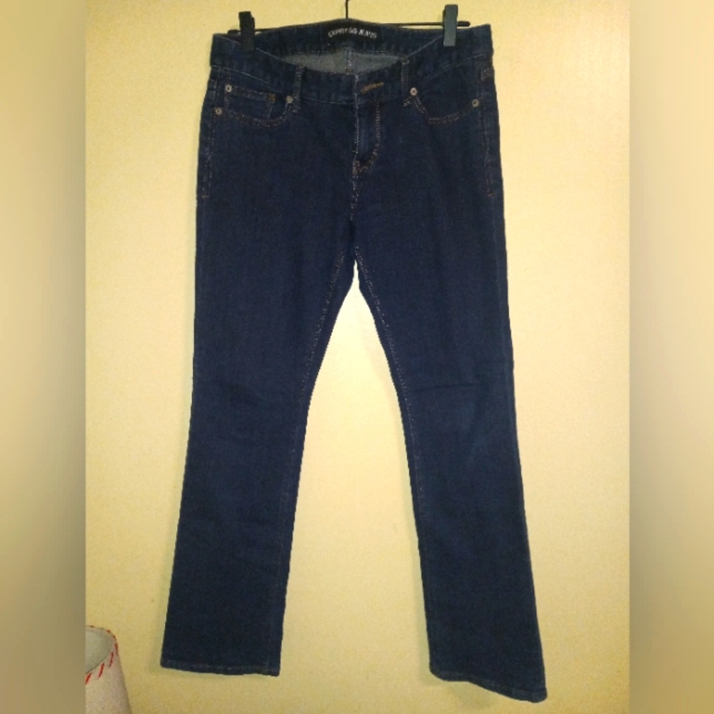 Express blue jeans. Stella. Low-rise. Barely boot. Size 6s. Excellent condition.